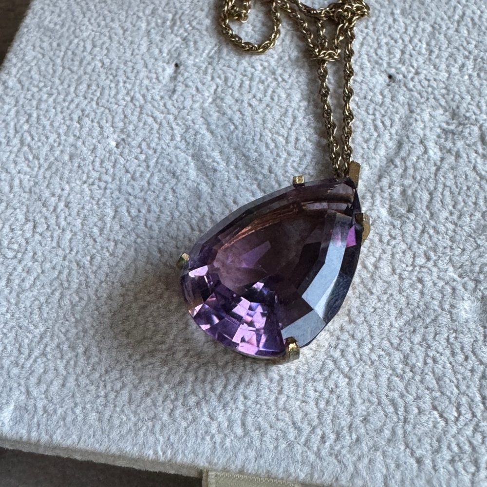 Elegant Purple Teardrop Pendant Necklace